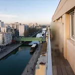 Loft With Balcony Near La Villette